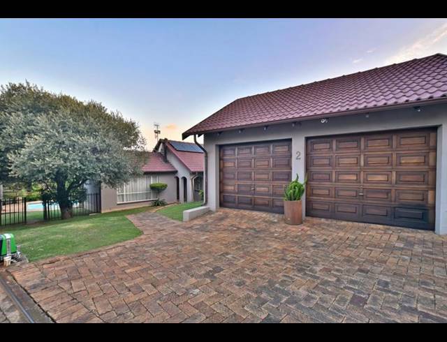 4 BEDROOM HOUSE FOR SALE IN GLENVISTA